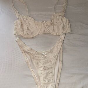 Wild Fable Cream Bikini with Lace Detailing